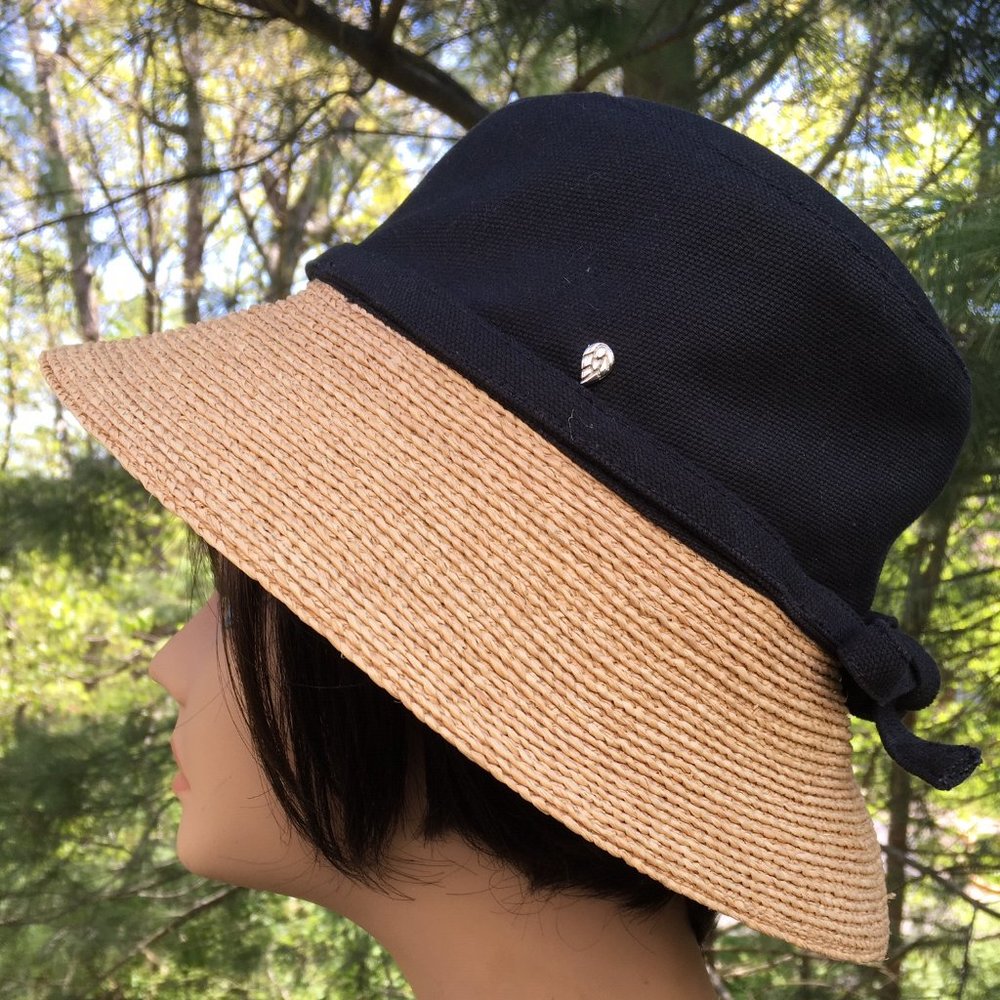 Helen Kaminski Australia Black Canvas Raffia Hat